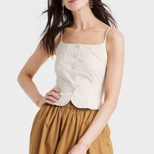 A New Day Button Front Cami Top‎